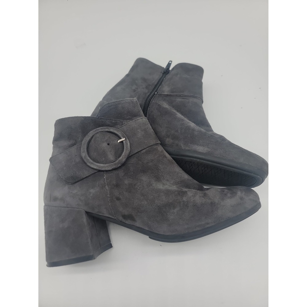Patricia Green Gray Suede Boots Heel Size 7 Made in Spain Nice!